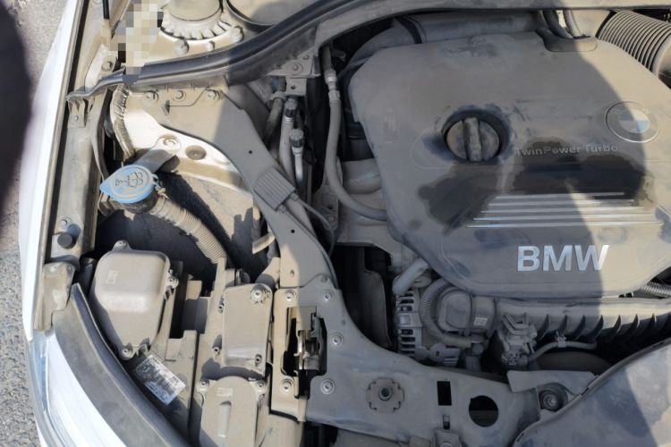 Used BMW 1 Series 2017 118i Sport Edition Engine Bay Right