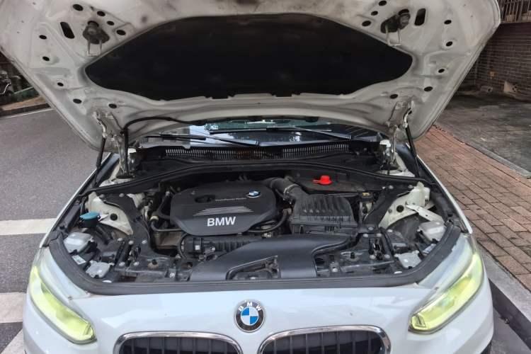 Used BMW 1 Series 2017 118i Sport Edition Engine Bay