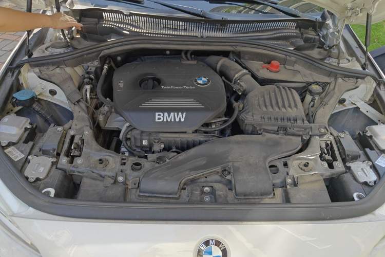 Used BMW 1 Series 2017 118i Sport Edition Engine Bay