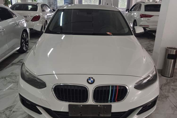 Used BMW 1 Series 2017 118i Fashion Model Exterior 1