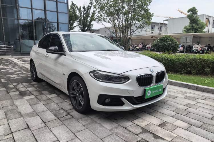 Used BMW 1 Series 2017 118i Sport Edition Exterior 1