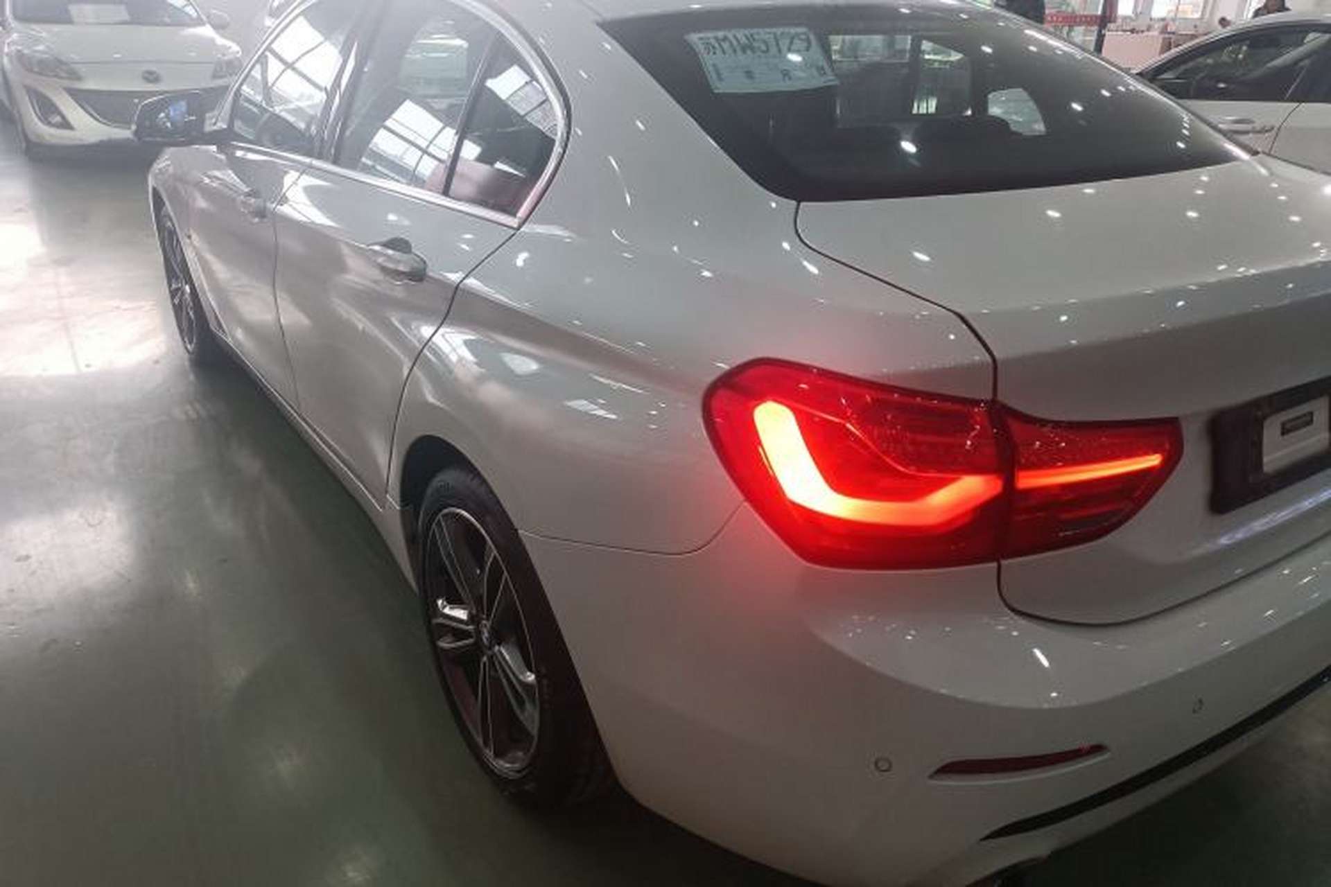 Used BMW 1 Series 2017 118i Sport Edition Exterior 2