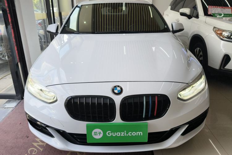 Used BMW 1 Series 2017 118i Sport Edition Exterior 2