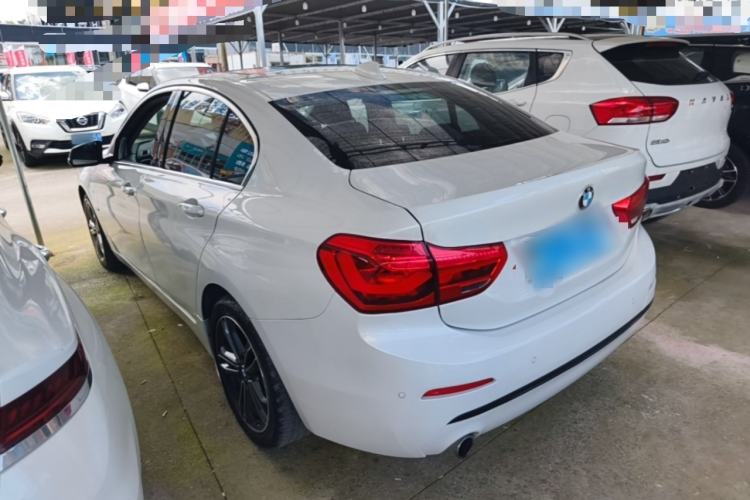 Used BMW 1 Series 2017 118i Sport Edition Exterior 2