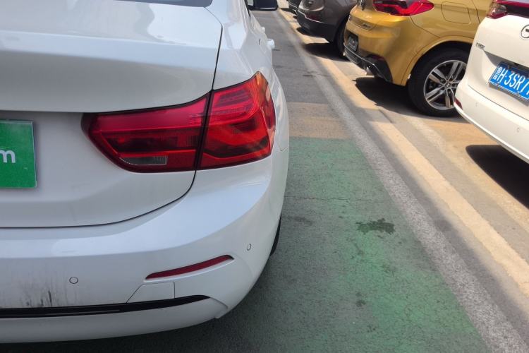 Used BMW 1 Series 2017 118i Design Package Model Exterior 3