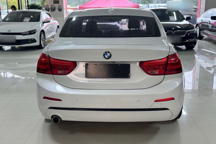 Used BMW 1 Series 2017 118i Sport Edition Exterior 3