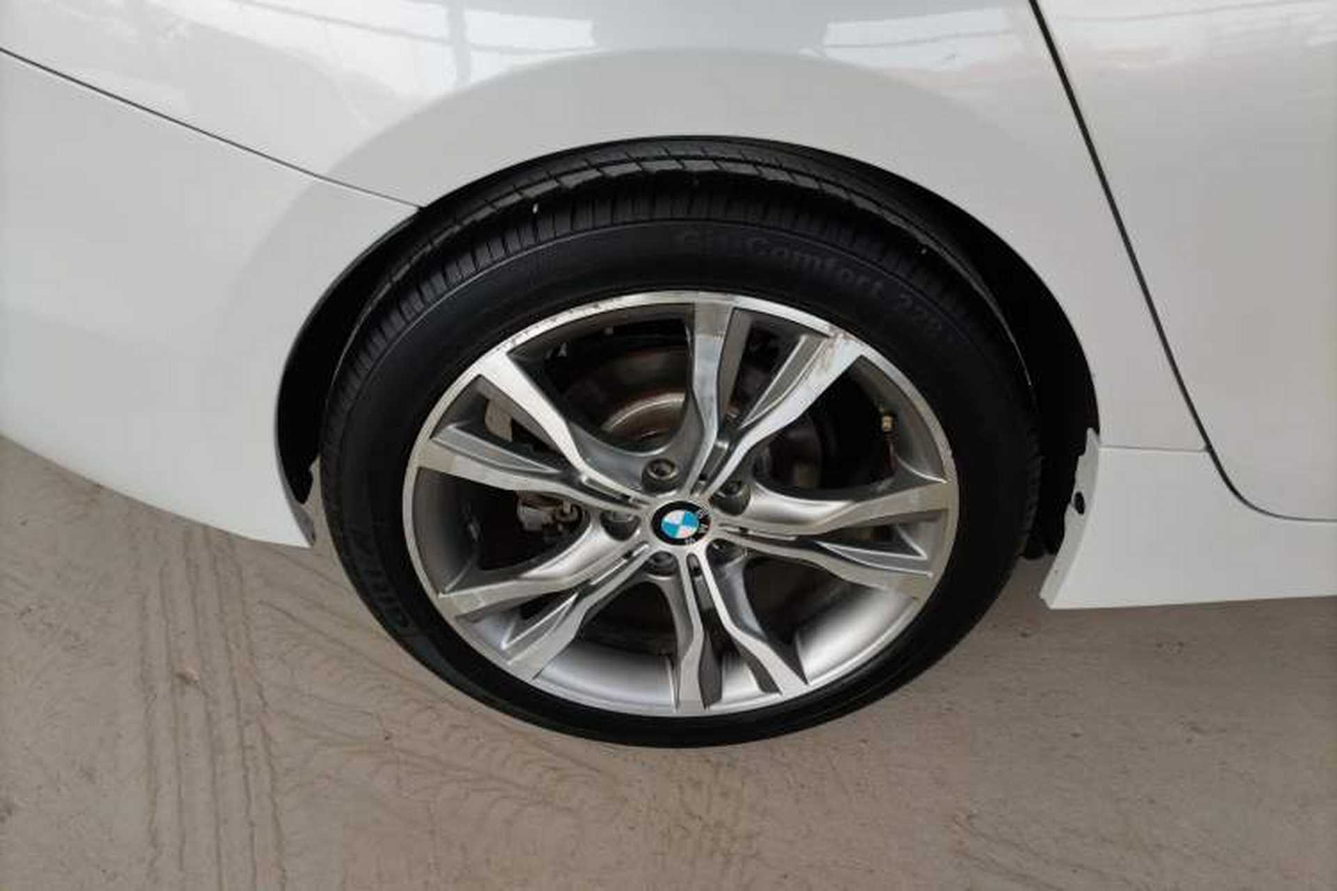 Used BMW 1 Series 2017 118i Design Package Model Exterior 3