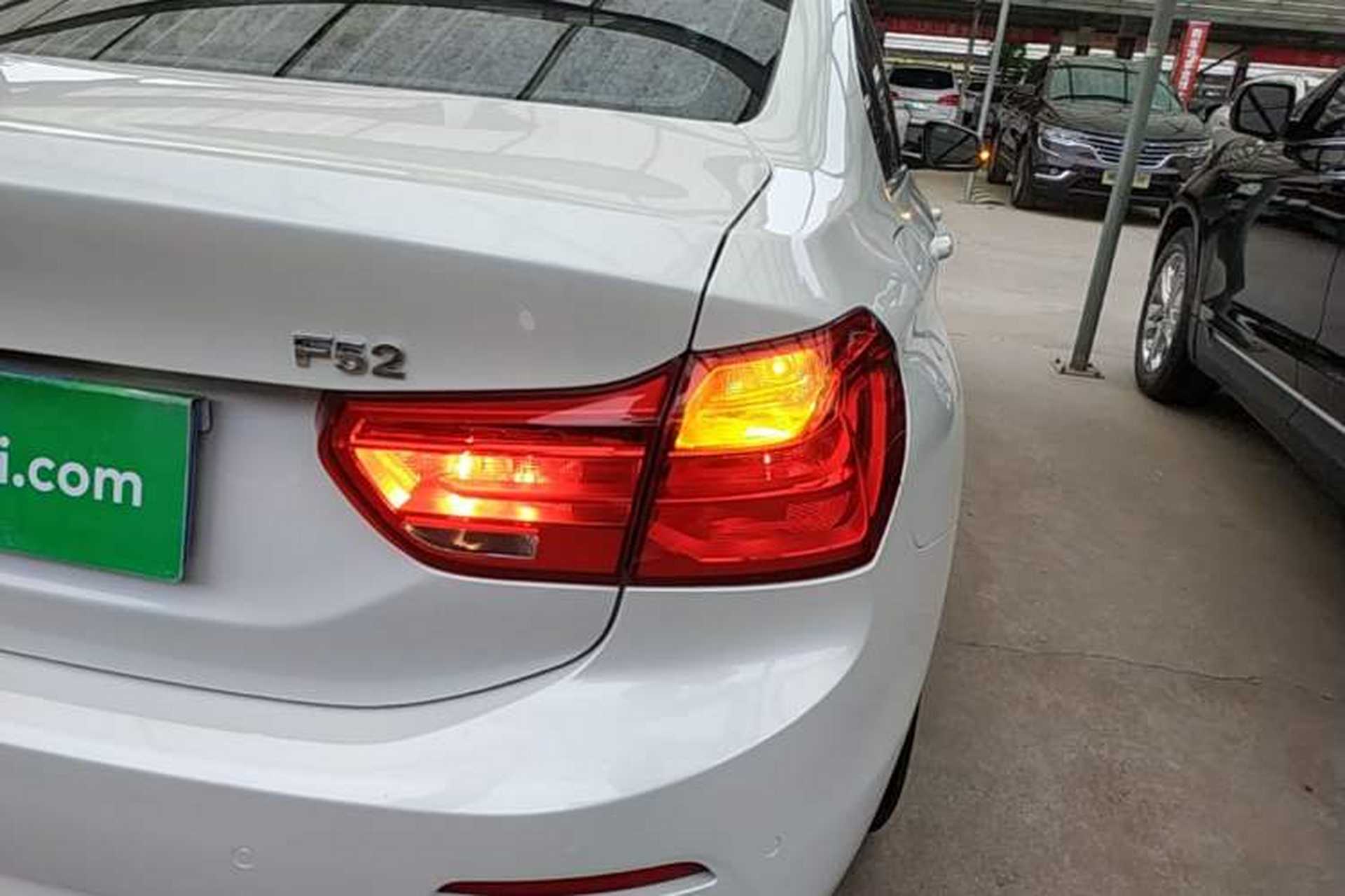 Used BMW 1 Series 2017 118i Fashion Model Exterior 3