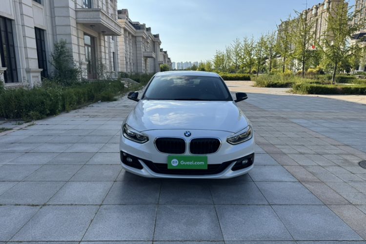 Used BMW 1 Series 2017 118i Sport Edition Exterior 4