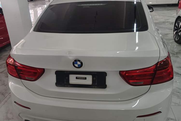 Used BMW 1 Series 2017 118i Fashion Model Exterior 4