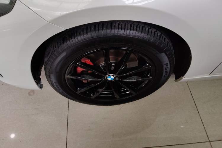 Used BMW 1 Series 2017 118i Fashion Model Exterior 4