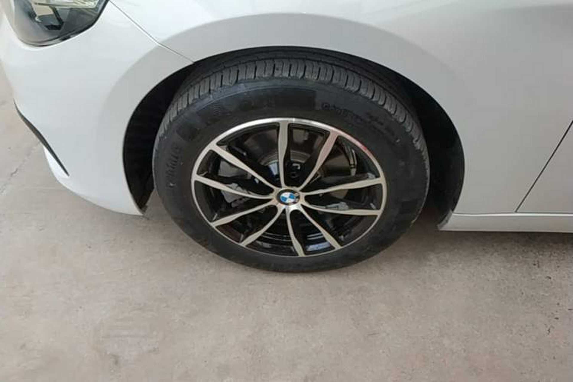 Used BMW 1 Series 2017 118i Fashion Model Exterior 4