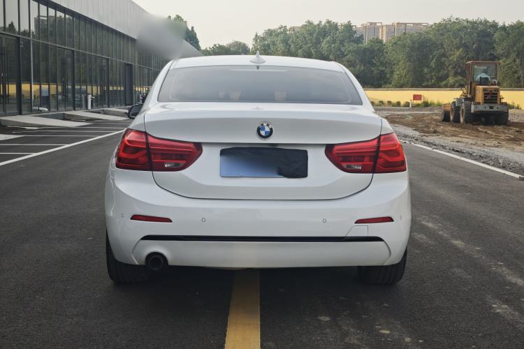 Used BMW 1 Series 2017 118i Design Package Model Exterior 5