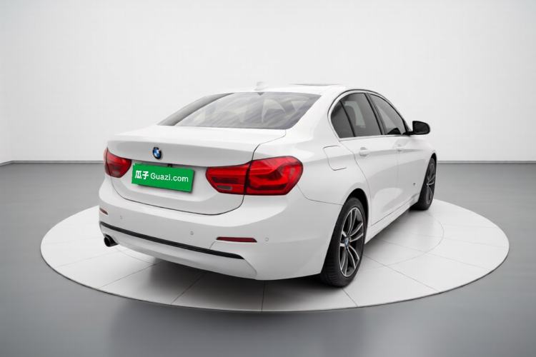Used BMW 1 Series 2017 118i Sport Edition Exterior 5