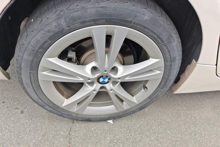 Used BMW 1 Series 2017 118i Design Package Model Exterior 5