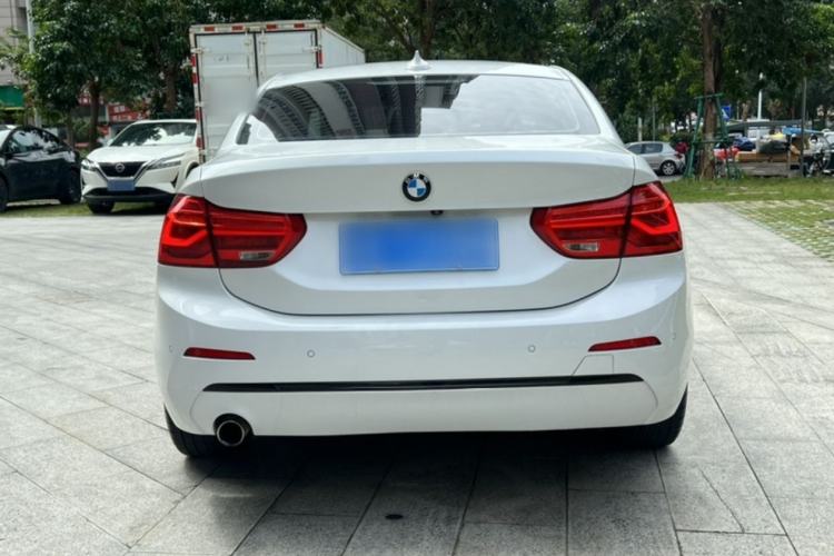 Used BMW 1 Series 2017 118i Design Package Model Exterior 5