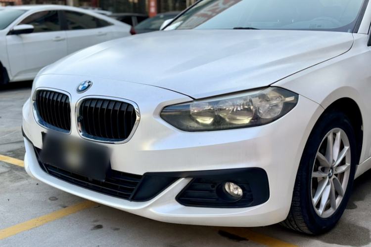 Used BMW 1 Series 2017 118i Fashion Model Exterior 6