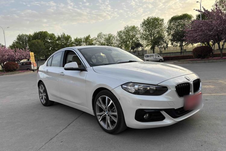 Used BMW 1 Series 2017 118i Design Package Model Exterior 6