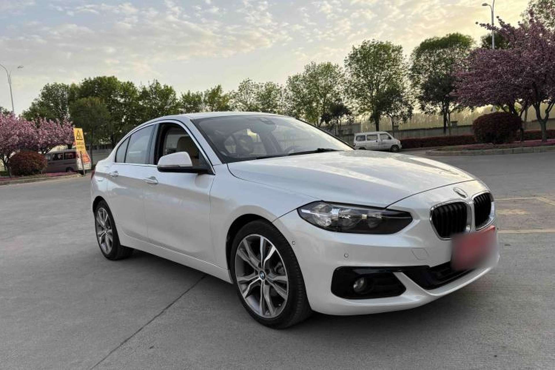 Used BMW 1 Series 2017 118i Design Package Model Exterior 6