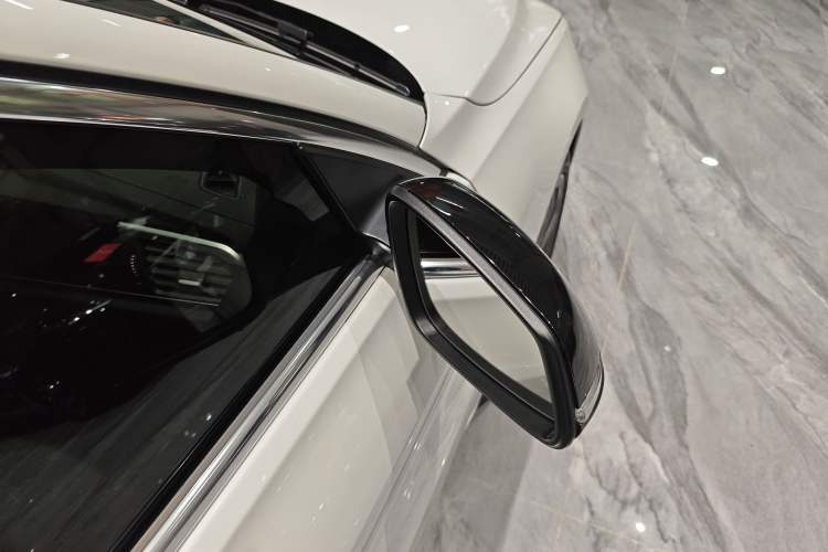 Used BMW 1 Series 2017 118i Sport Edition Exterior 7