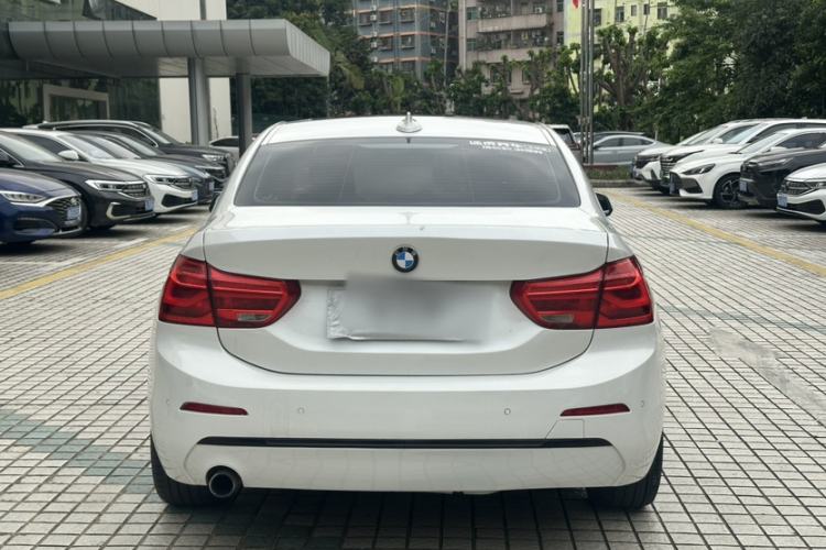 Used BMW 1 Series 2017 118i Sport Edition Exterior 7