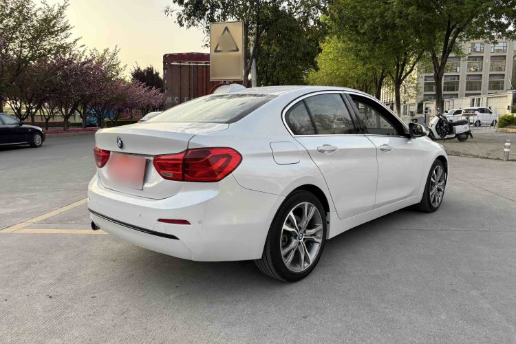 Used BMW 1 Series 2017 118i Design Package Model Exterior 8