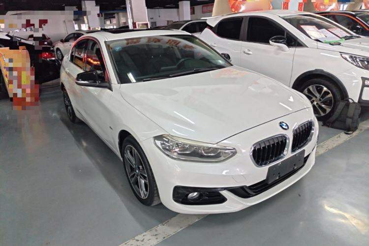 Used BMW 1 Series 2017 118i Sport Edition Front Right 45 Deg