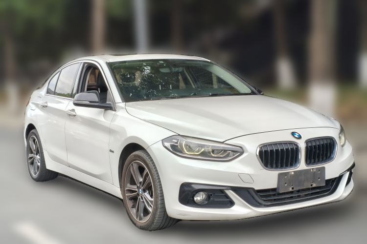 Used BMW 1 Series 2017 118i Sport Edition Front Right 45 Deg