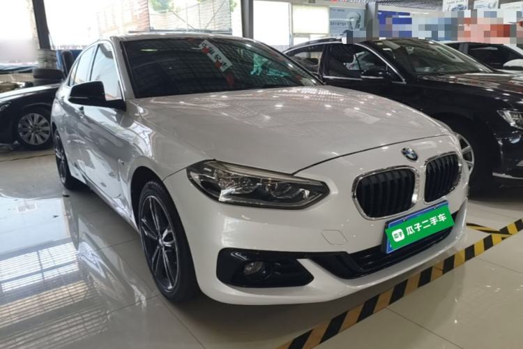 Used BMW 1 Series 2017 118i Sport Edition Front Right 45 Deg