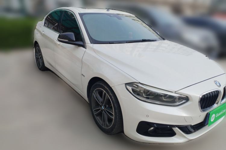 Used BMW 1 Series 2017 118i Sport Edition Front Right 45 Deg