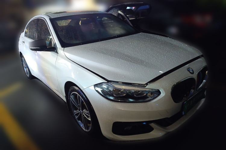 Used BMW 1 Series 2017 118i Sport Edition Front Right 45 Deg