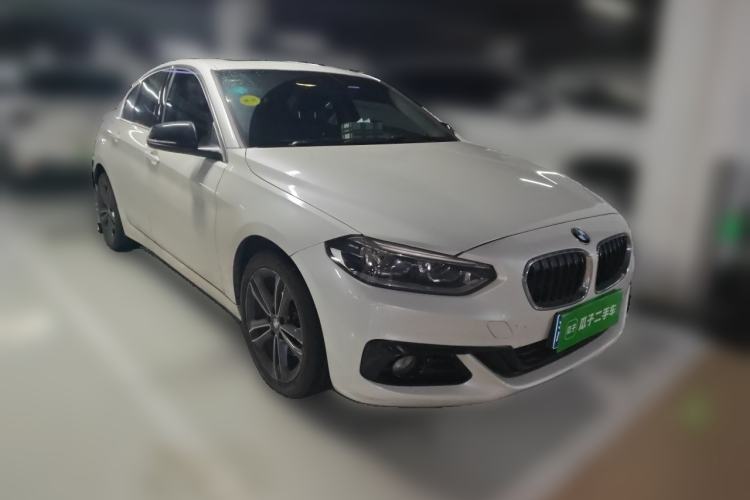 Used BMW 1 Series 2017 118i Sport Edition Front Right 45 Deg