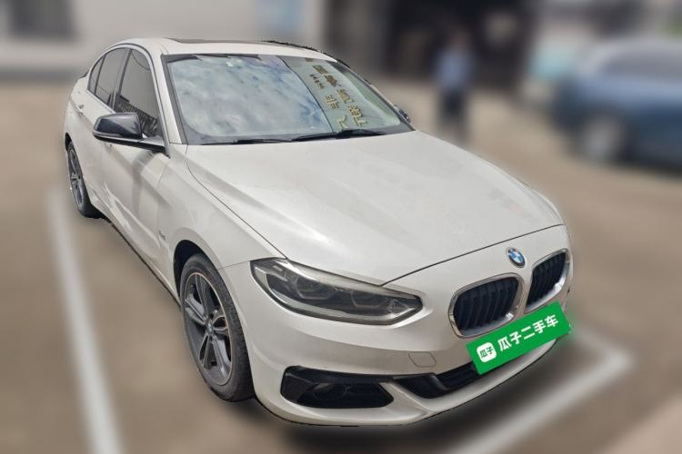 Used BMW 1 Series 2017 118i Sport Edition Front Right 45 Deg