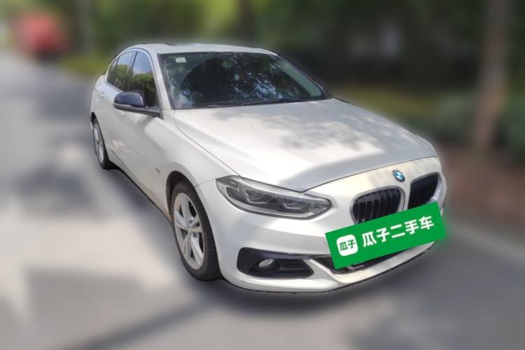 Used BMW 1 Series 2017 118i Design Package Model Front Right 45 Deg