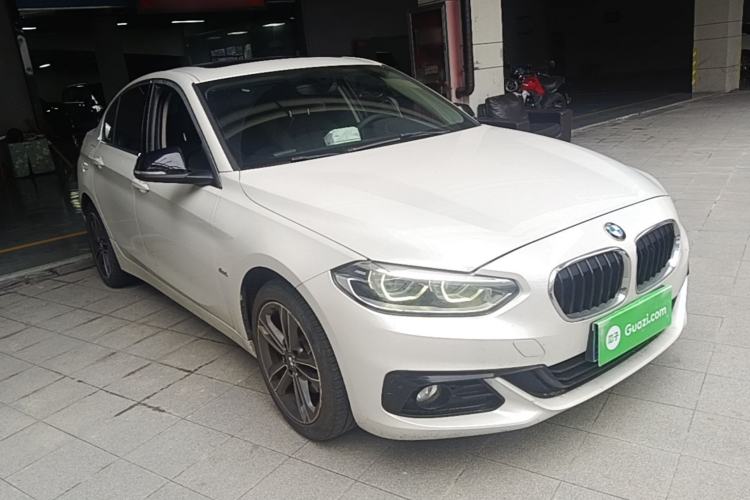 Used BMW 1 Series 2017 118i Sport Edition Front Right 45 Deg