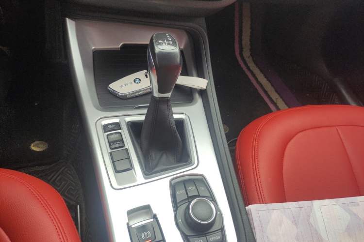 Used BMW 1 Series 2017 118i Fashion Model Gear Lever