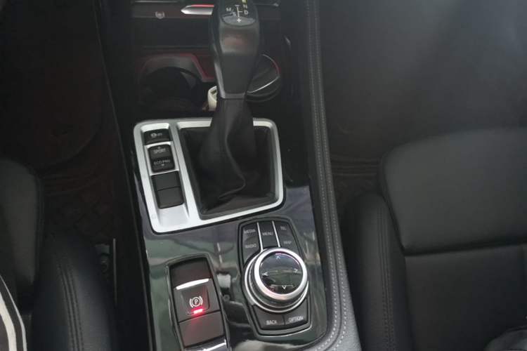 Used BMW 1 Series 2017 120i Design Package Model Gear Lever