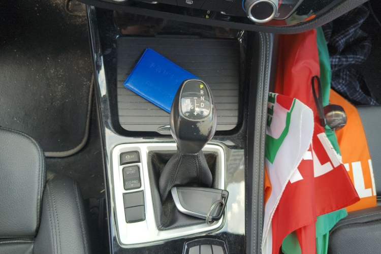 Used BMW 1 Series 2017 118i Sport Edition Gear Lever