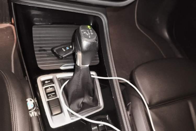 Used BMW 1 Series 2017 118i Sport Edition Gear Lever
