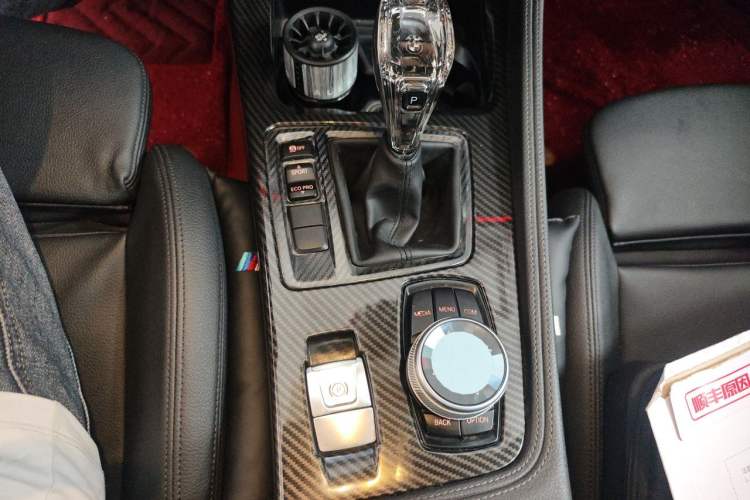 Used BMW 1 Series 2017 118i Sport Edition Gear Lever