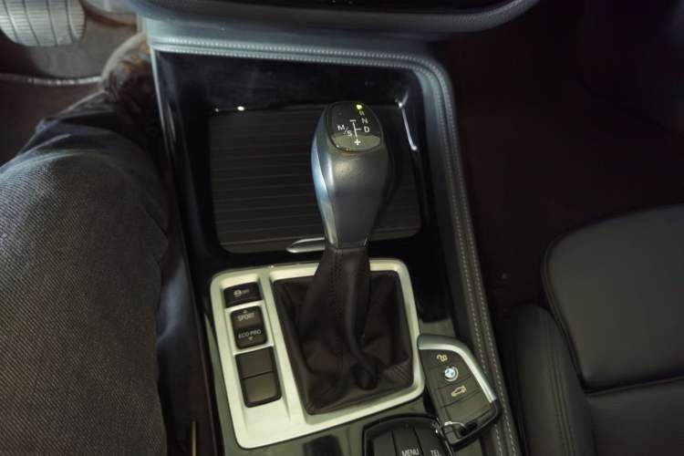 Used BMW 1 Series 2017 118i Sport Edition Gear Lever