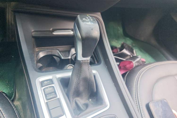 Used BMW 1 Series 2017 118i Fashion Model Gear Lever
