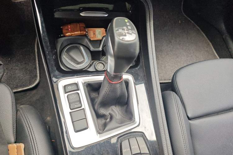 Used BMW 1 Series 2017 118i Sport Edition Gear Lever