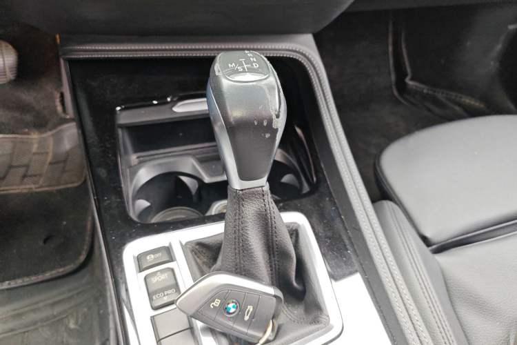 Used BMW 1 Series 2017 118i Design Package Model Gear Lever