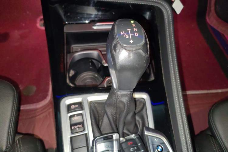 Used BMW 1 Series 2017 118i Sport Edition Gear Lever