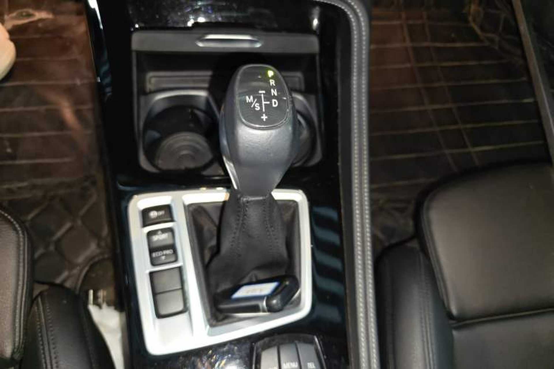 Used BMW 1 Series 2017 118i Sport Edition Gear Lever