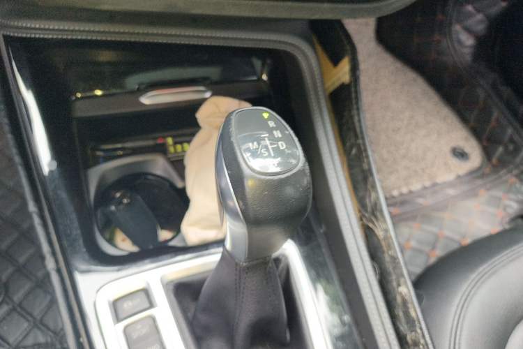 Used BMW 1 Series 2017 120i Design Package Model Gear Lever