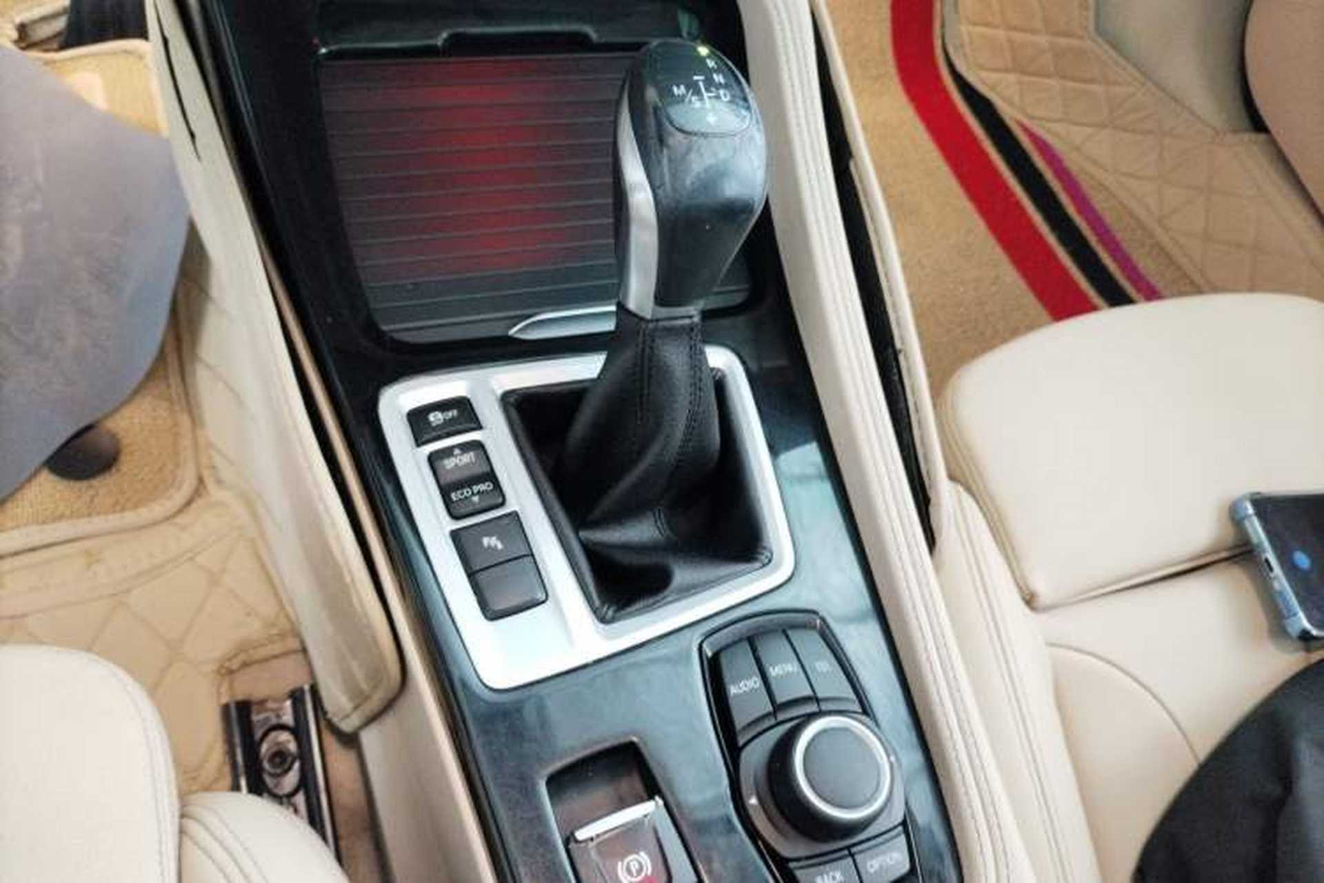 Used BMW 1 Series 2017 118i Design Package Model Gear Lever