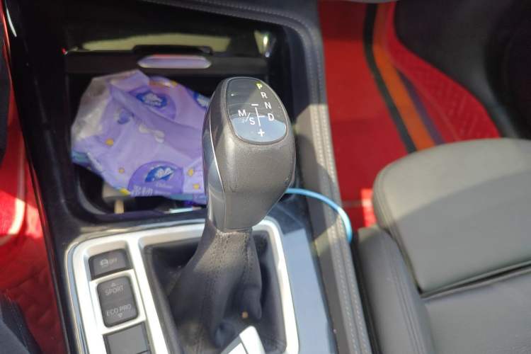 Used BMW 1 Series 2017 118i Sport Edition Gear Lever