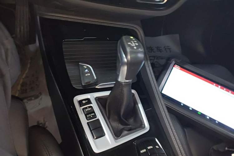 Used BMW 1 Series 2017 118i Sport Edition Gear Lever